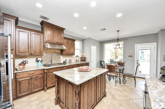 3010 Sycamore Tree Ct, Kingwood, TX 77345