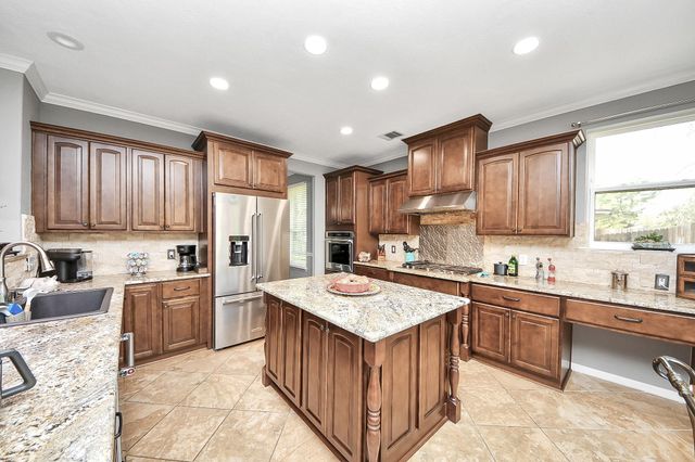 3010 Sycamore Tree Ct, Kingwood, TX 77345