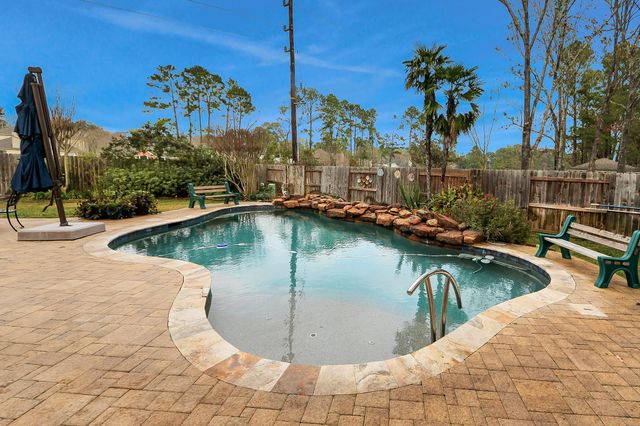 3010 Sycamore Tree Ct, Kingwood, TX 77345