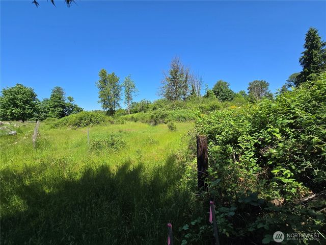 212 XX SE 214th Street, Maple Valley, WA 98038