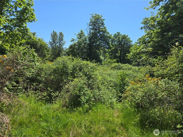 212 XX SE 214th Street, Maple Valley, WA 98038