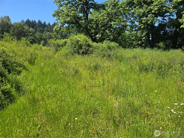 212 XX SE 214th Street, Maple Valley, WA 98038
