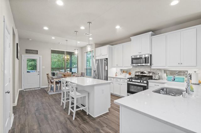 112 Sugar Peak Court, Montgomery, TX 77316