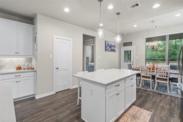 112 Sugar Peak Court, Montgomery, TX 77316