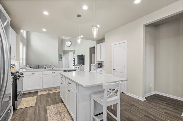 112 Sugar Peak Court, Montgomery, TX 77316