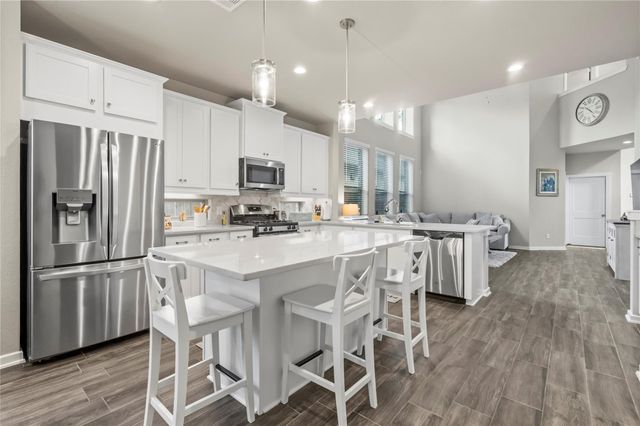 112 Sugar Peak Court, Montgomery, TX 77316