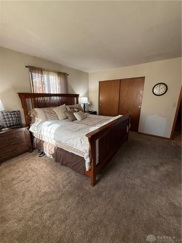 2621 Rhapsody Drive, Dayton, OH 45449