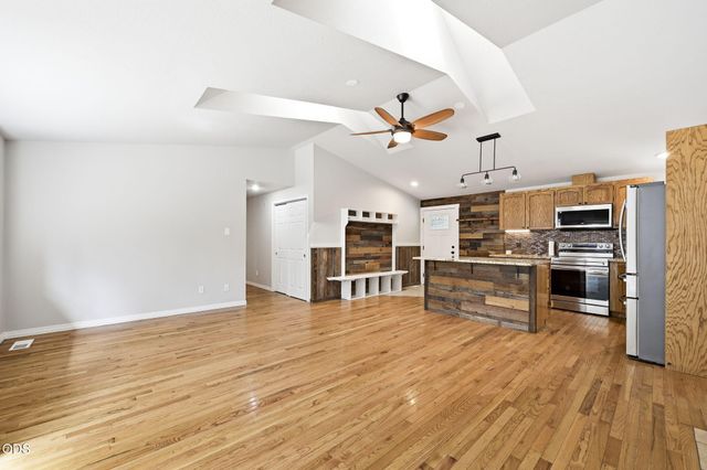 19637 Poplar Street, Bend, OR 97702