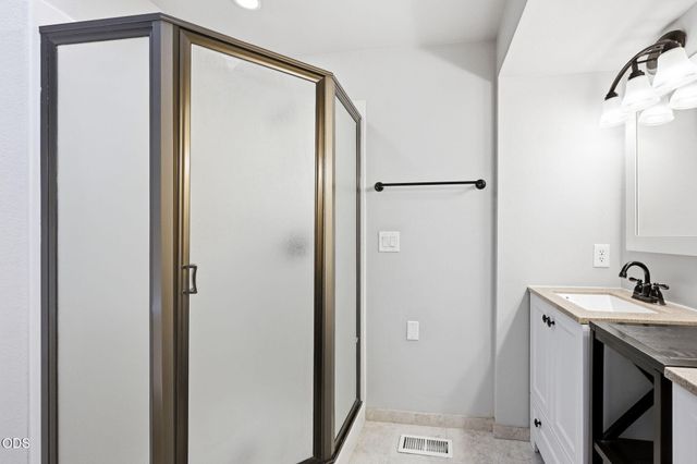 19637 Poplar Street, Bend, OR 97702
