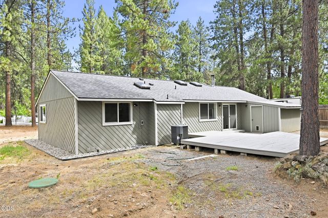 19637 Poplar Street, Bend, OR 97702
