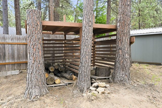 19637 Poplar Street, Bend, OR 97702
