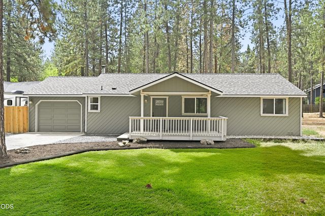 19637 Poplar Street, Bend, OR 97702