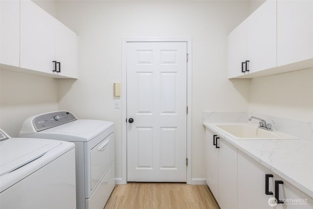 6909 38th Street Ct W, University Place, WA 98466
