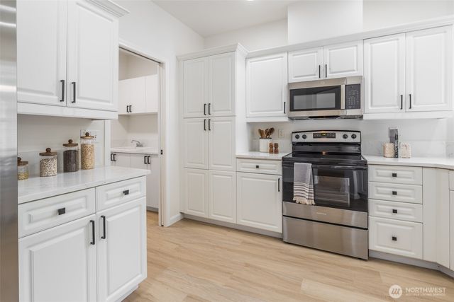 6909 38th Street Ct W, University Place, WA 98466