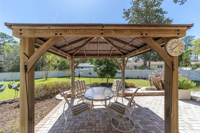 4996 NE 14TH PLACE, Ocala, FL 34470