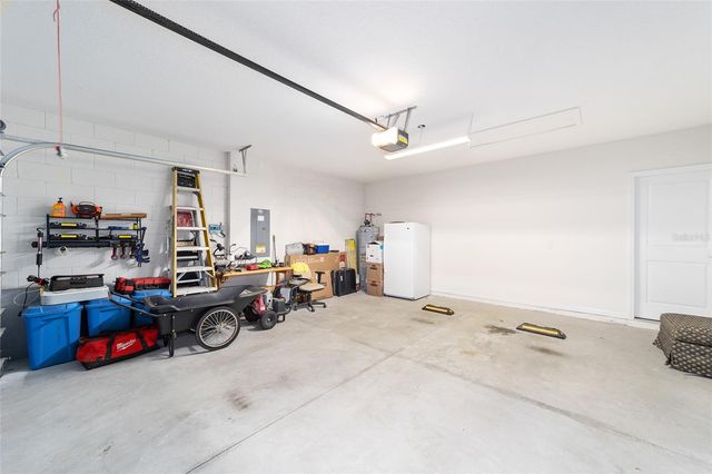 4996 NE 14TH PLACE, Ocala, FL 34470