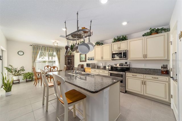 4996 NE 14TH PLACE, Ocala, FL 34470