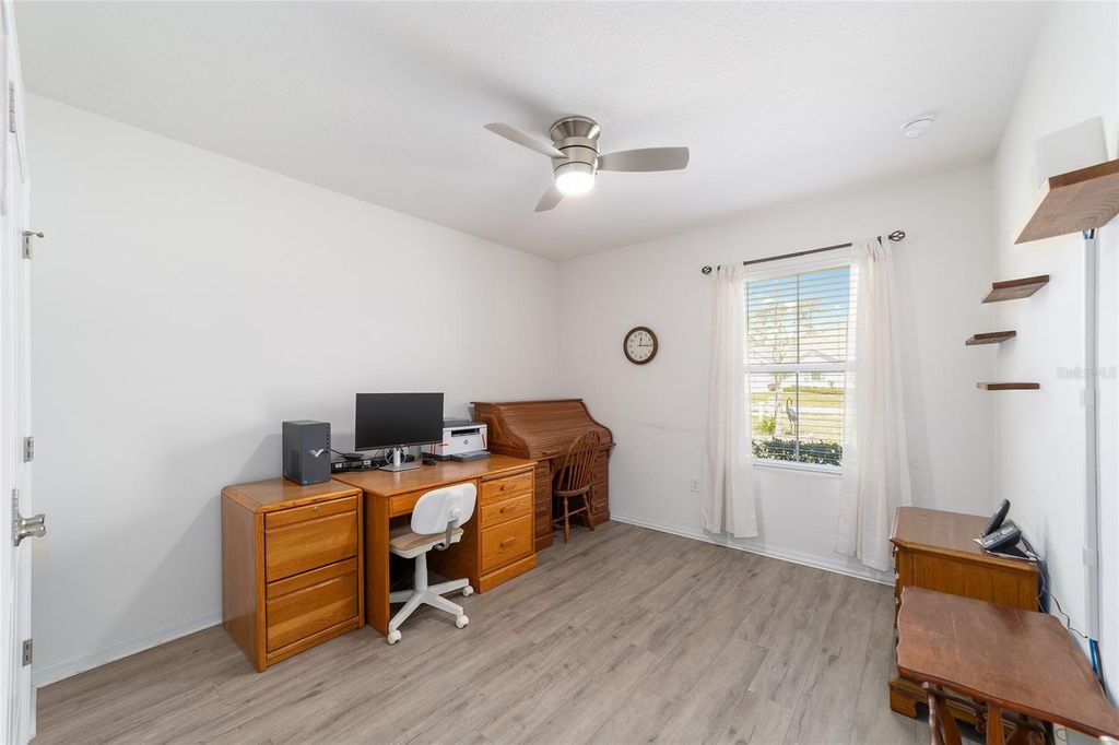 Image 21 of property listing at 4996 NE 14TH PLACE, Ocala, FL 34470