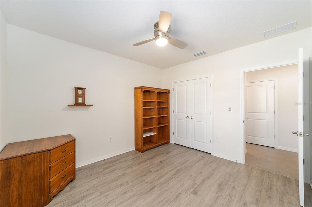 Image 28 of property listing at 4996 NE 14TH PLACE, Ocala, FL 34470