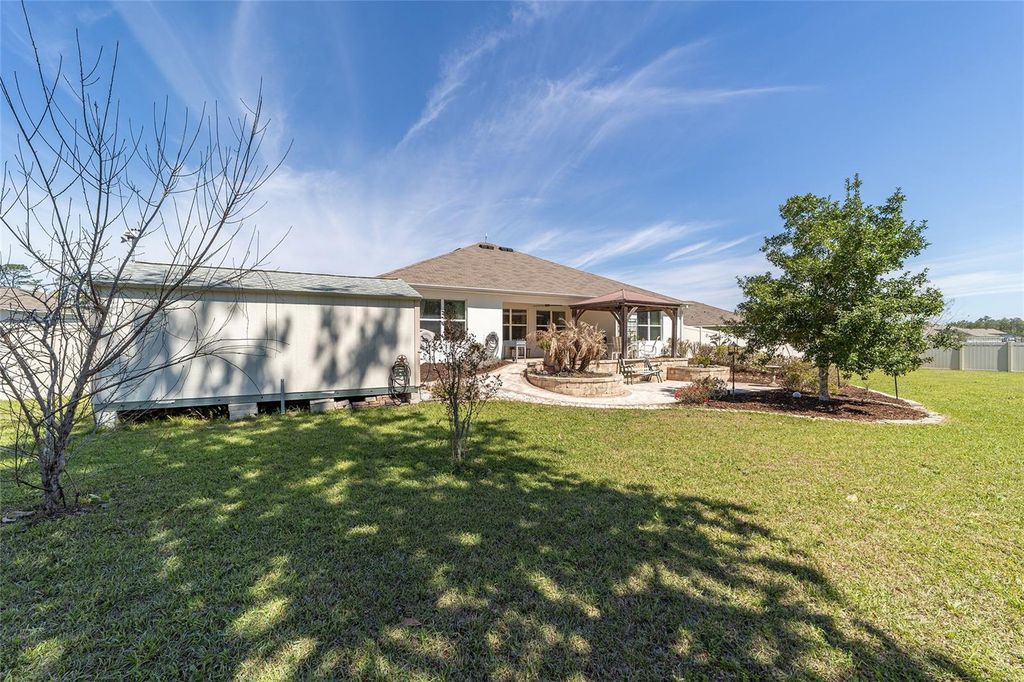 Image 40 of property listing at 4996 NE 14TH PLACE, Ocala, FL 34470