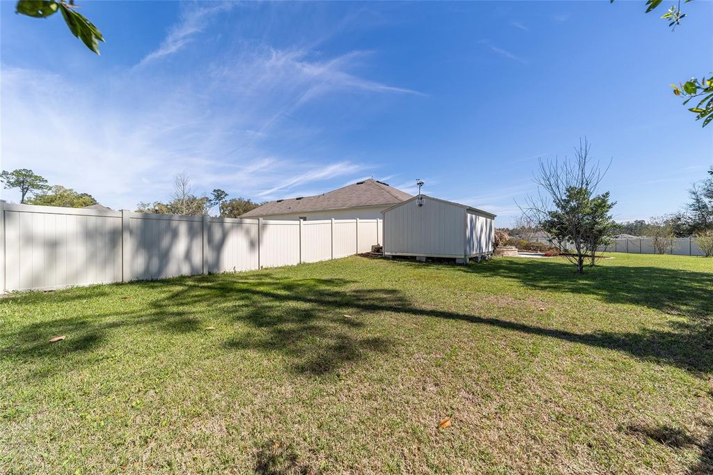 Image 41 of property listing at 4996 NE 14TH PLACE, Ocala, FL 34470