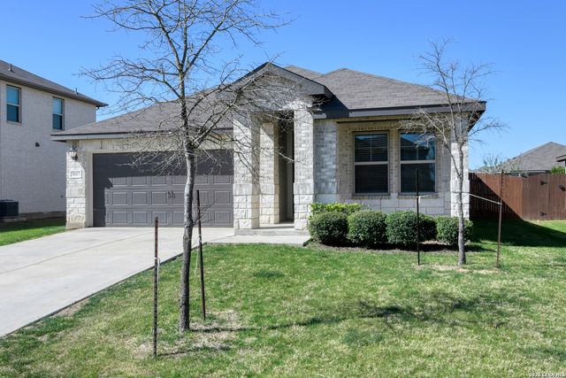 3017 Hess, Schertz, TX 78154