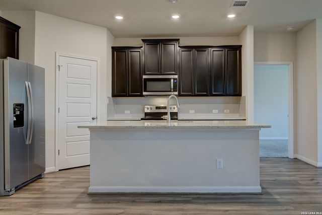 3017 Hess, Schertz, TX 78154