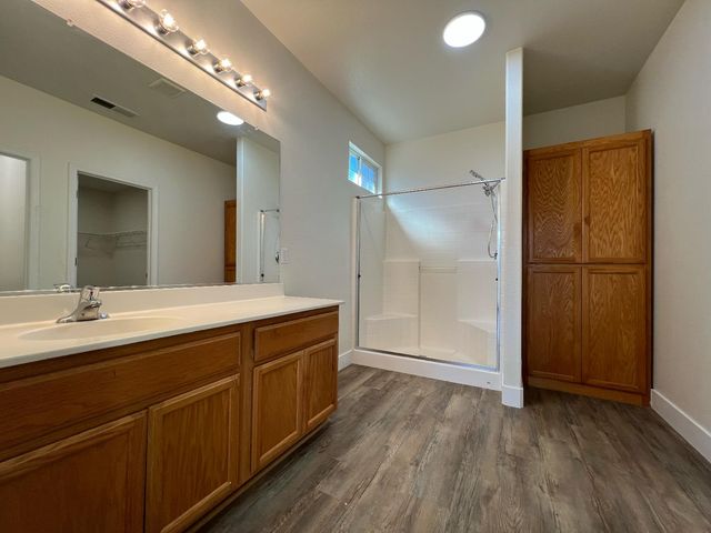 2150 N Rosendo Avenue, Fresno, CA 93722