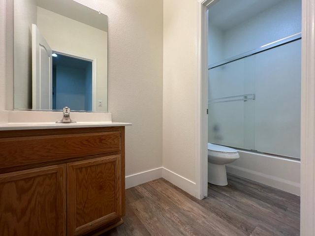 2150 N Rosendo Avenue, Fresno, CA 93722