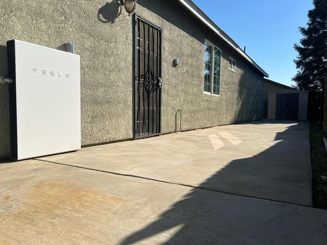 2150 N Rosendo Avenue, Fresno, CA 93722