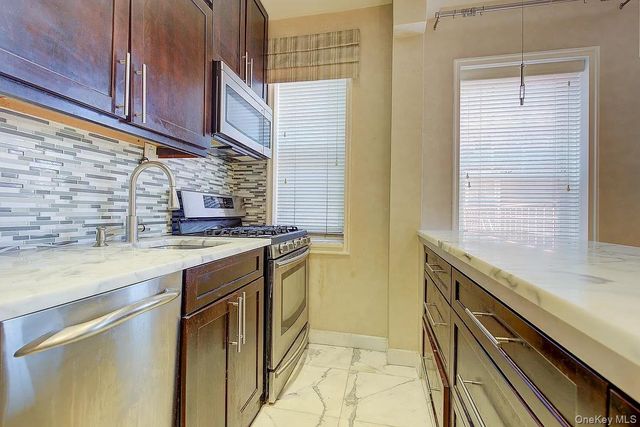 76-36 113 Street 6F, Forest Hills, NY 11375