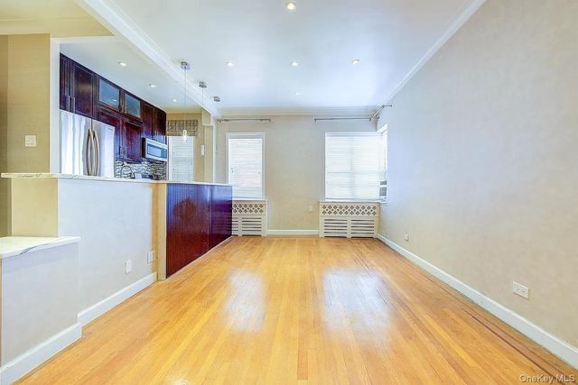 76-36 113 Street 6F, Forest Hills, NY 11375