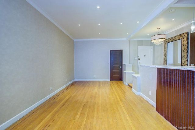 76-36 113 Street 6F, Forest Hills, NY 11375