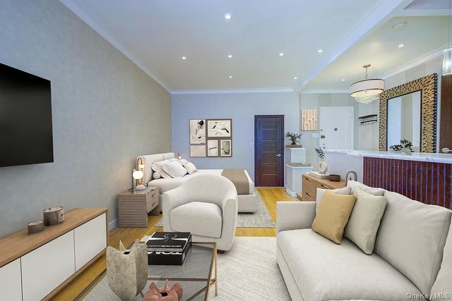 76-36 113 Street 6F, Forest Hills, NY 11375
