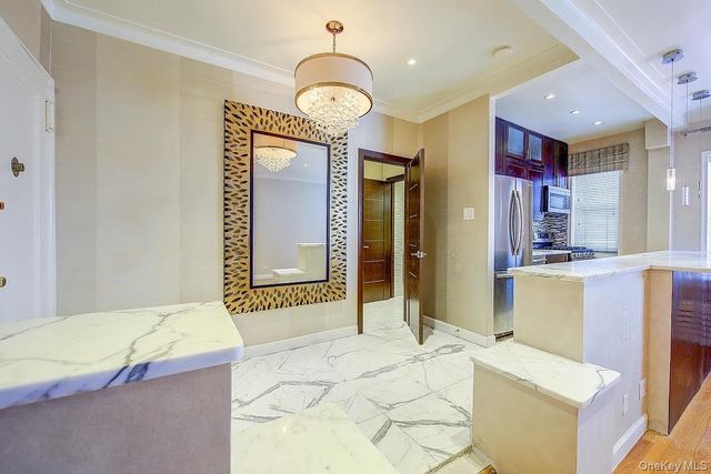 76-36 113 Street 6F, Forest Hills, NY 11375