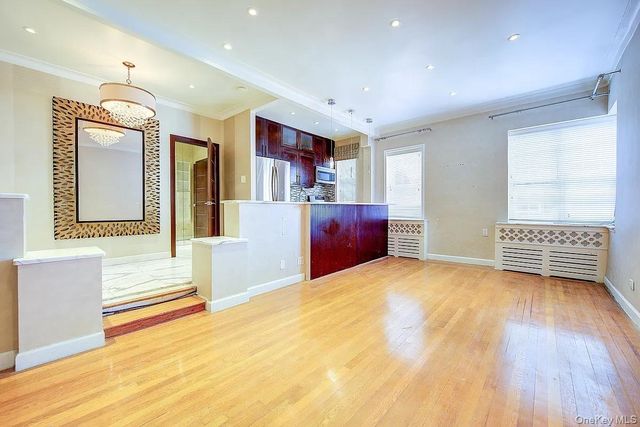 76-36 113 Street 6F, Forest Hills, NY 11375