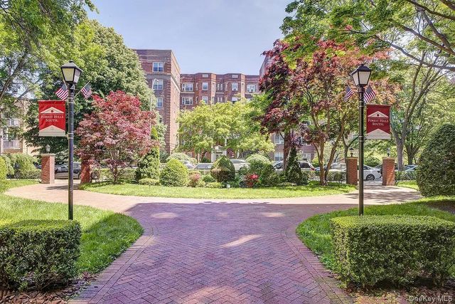76-36 113 Street 6F, Forest Hills, NY 11375
