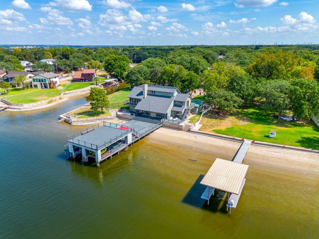 4500 Sherry Court, Granbury, TX 76049