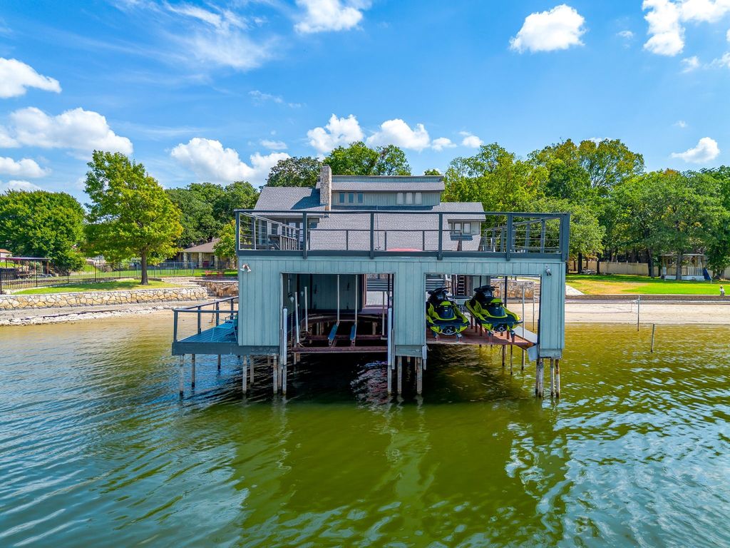 4500 Sherry Court, Granbury, TX 76049