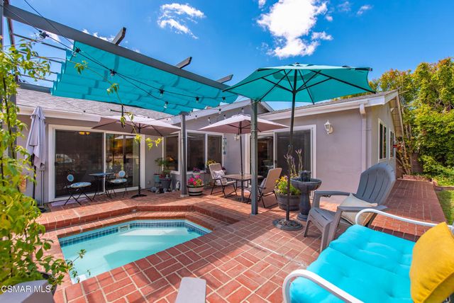 6547 Pinion Street, Oak Park, CA 91377