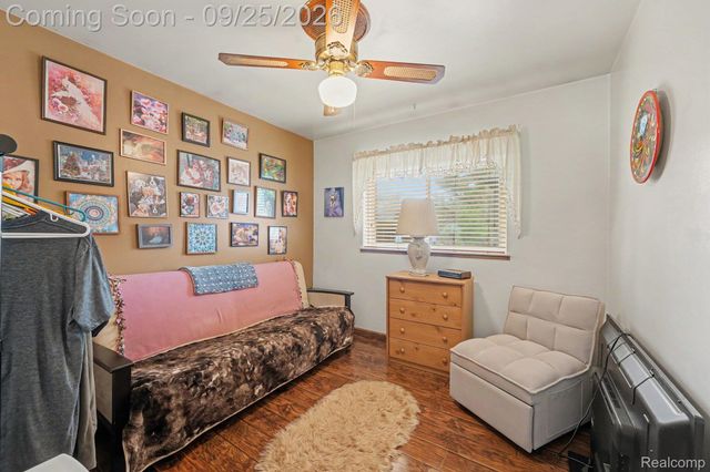 38729 Northfield Avenue, Livonia, MI 48150