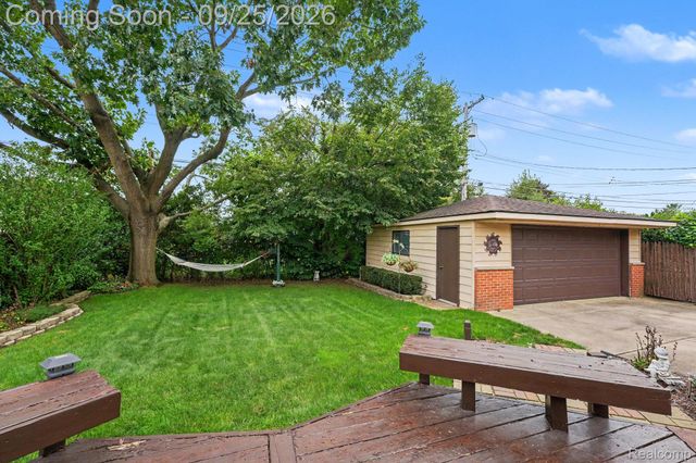 38729 Northfield Avenue, Livonia, MI 48150