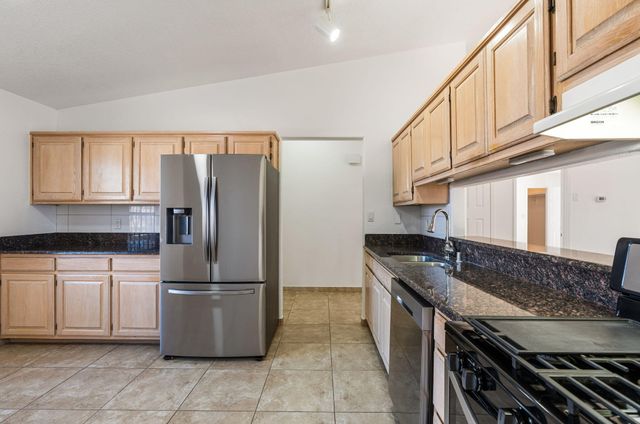 1081 Cypress Court SE, Los Lunas, NM 87031