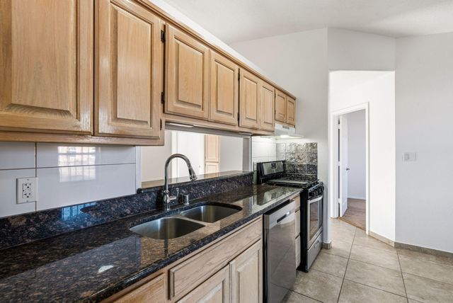 1081 Cypress Court SE, Los Lunas, NM 87031