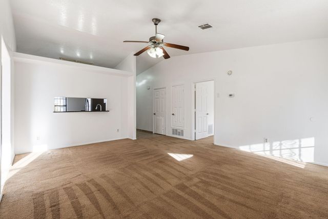 1081 Cypress Court SE, Los Lunas, NM 87031