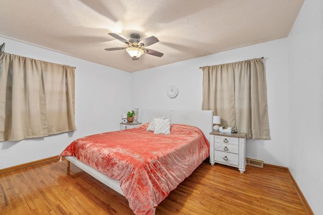 615 N Redbarn, Wichita, KS 67212