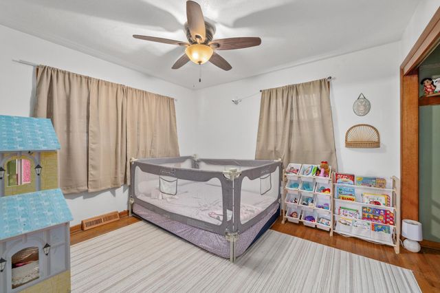 615 N Redbarn, Wichita, KS 67212