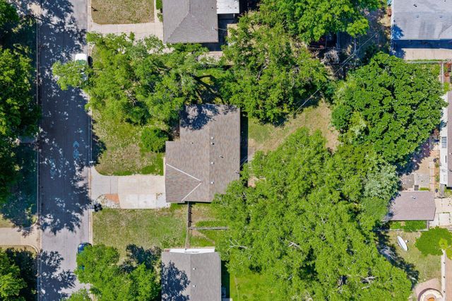 615 N Redbarn, Wichita, KS 67212