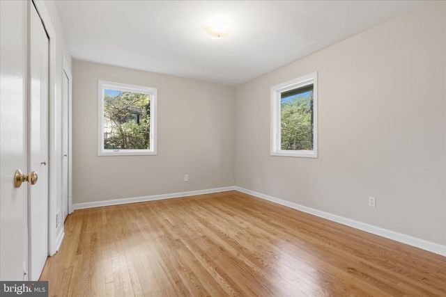 8104 HAWTHORNE CT, Bethesda, MD 20817