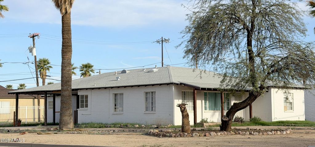 814 N MORRISON Avenue, Casa Grande, AZ 85122 — exterior